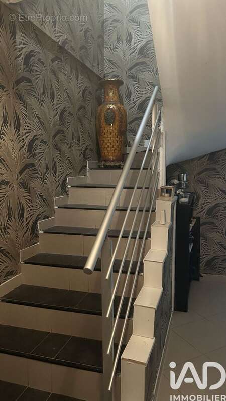 Photo 9 - Maison à SAVIGNY-LE-TEMPLE