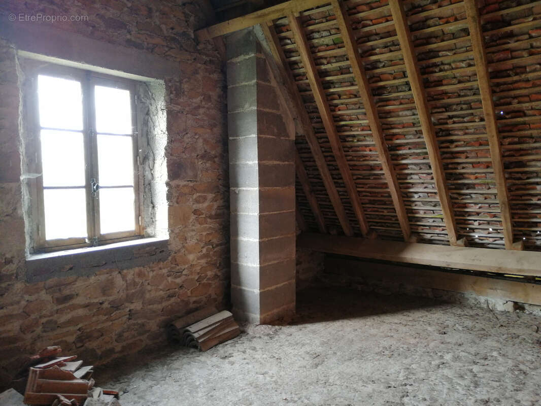 Maison à ESTAL