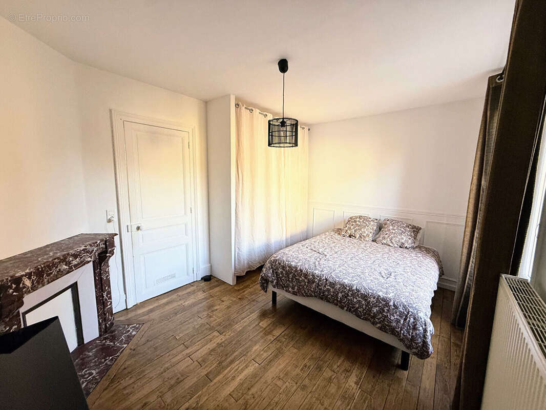 Appartement à CHARLEVILLE-MEZIERES