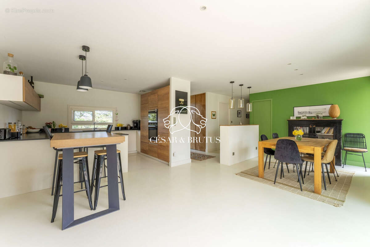 Maison à CALUIRE-ET-CUIRE