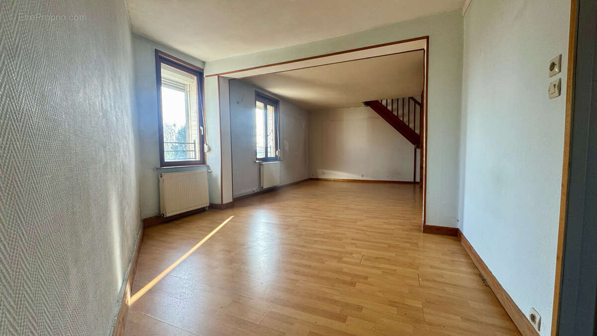 Appartement à RAISMES