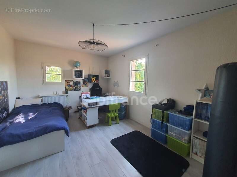 Maison à ROMANS-SUR-ISERE