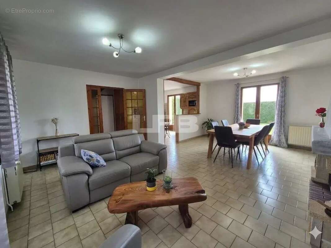 Maison à VILLERON