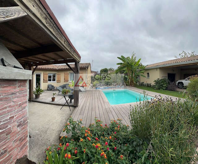 Maison à PODENSAC