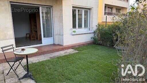 Photo 3 - Appartement à LE PERREUX-SUR-MARNE