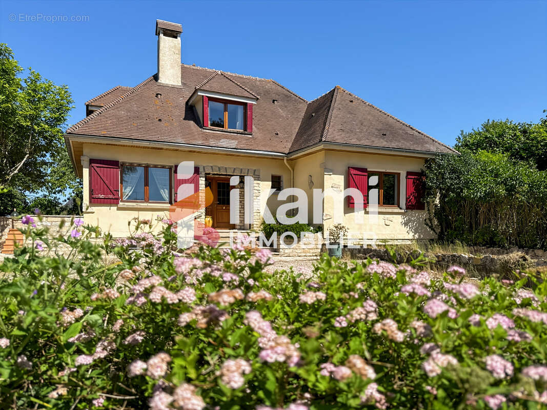 Maison à CHEROY