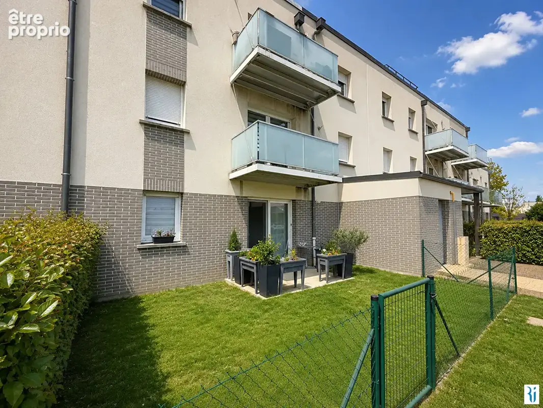 Appartement à LE MESNIL-ESNARD