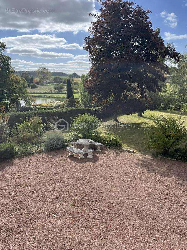 ROUILLON – Maison familiale avec fort potentiel d'évolution sur grand terrain - photo 12