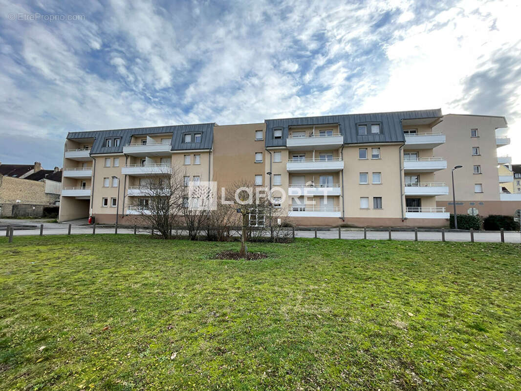 Appartement à LONS-LE-SAUNIER