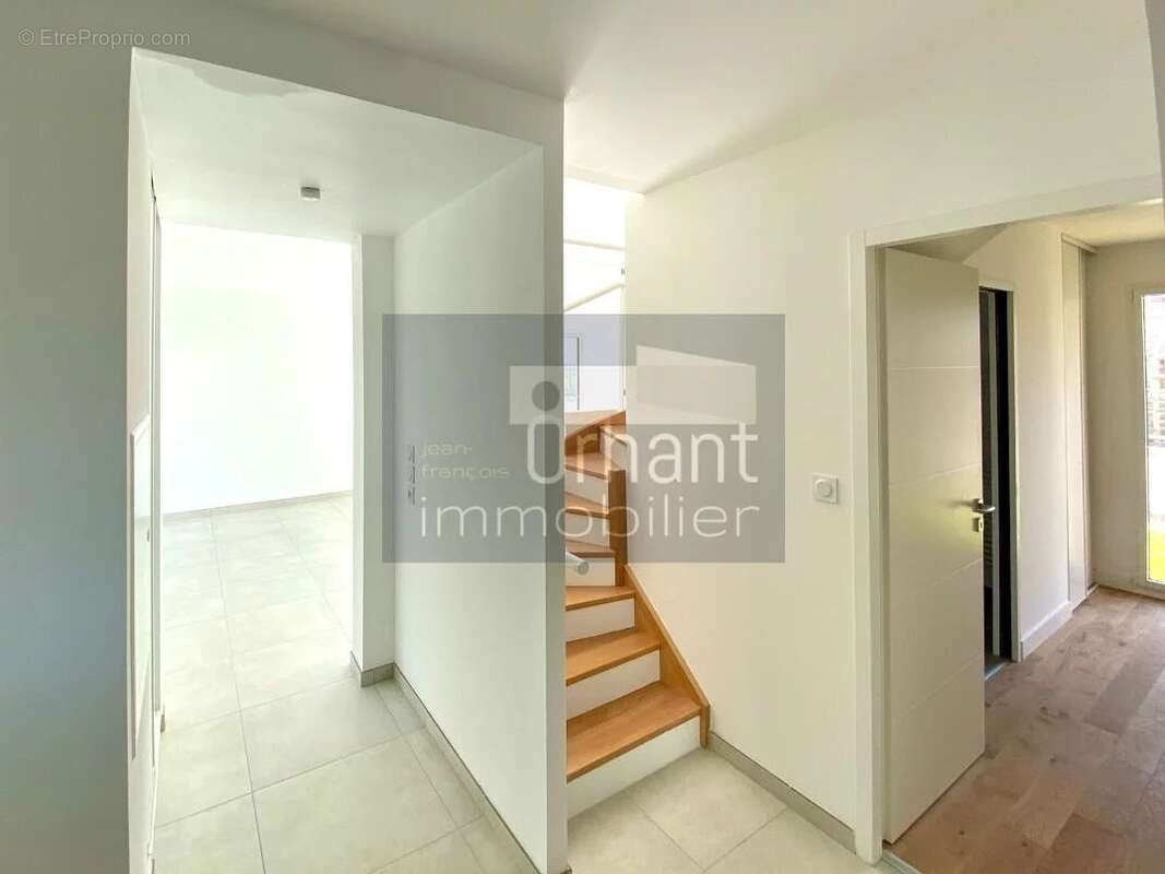 Maison à LARMOR-BADEN