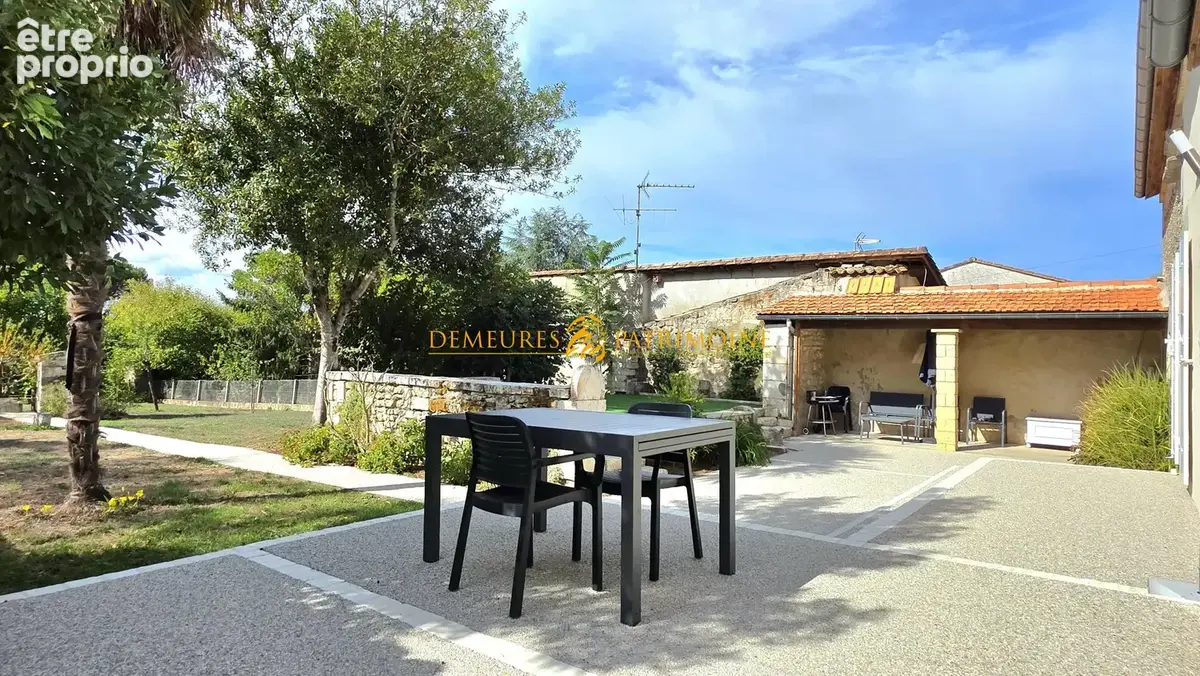 Photo Maison à Soyaux au prix de 160 000€