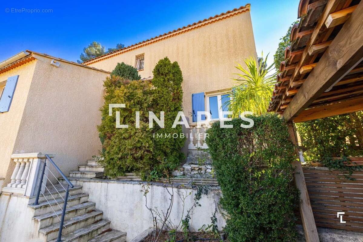 Maison à MARSEILLE-13E