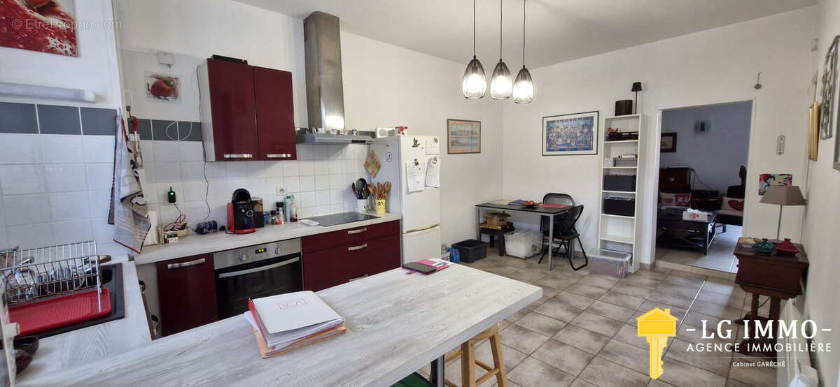 Maison à MORTAGNE-SUR-GIRONDE