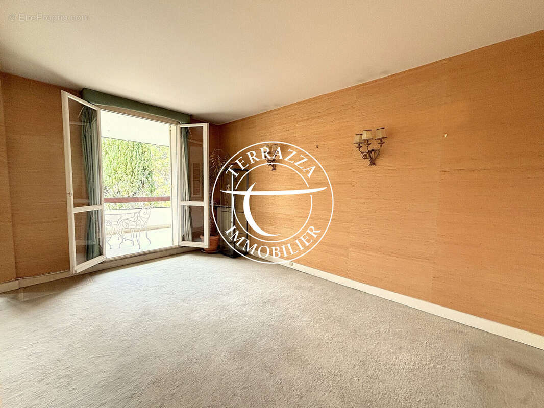 Appartement à LOUVECIENNES