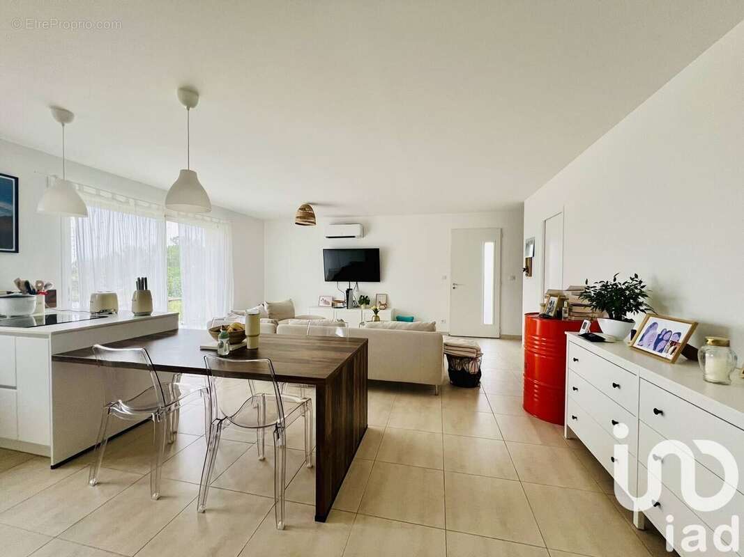 Photo 5 - Maison à VILLEMOUSTAUSSOU