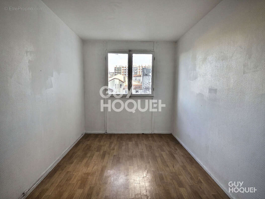 Appartement à AUBERVILLIERS