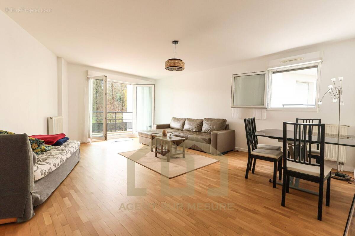 Appartement à ROSNY-SOUS-BOIS