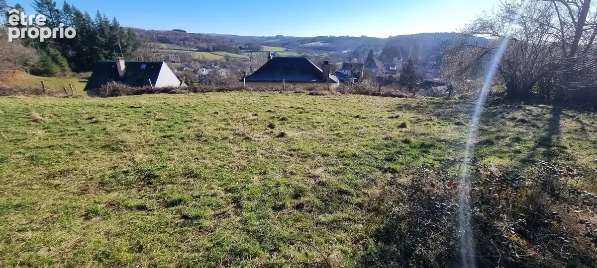 Terrain à MONTEZIC