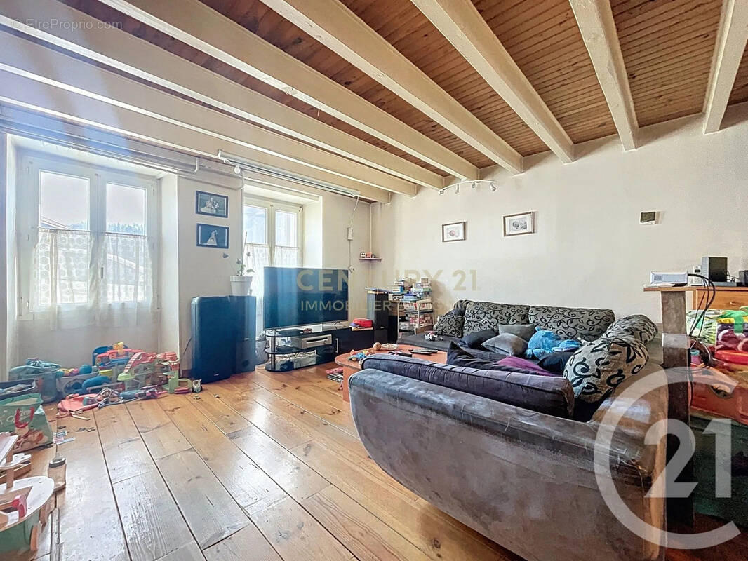 Maison à CHAMPIER