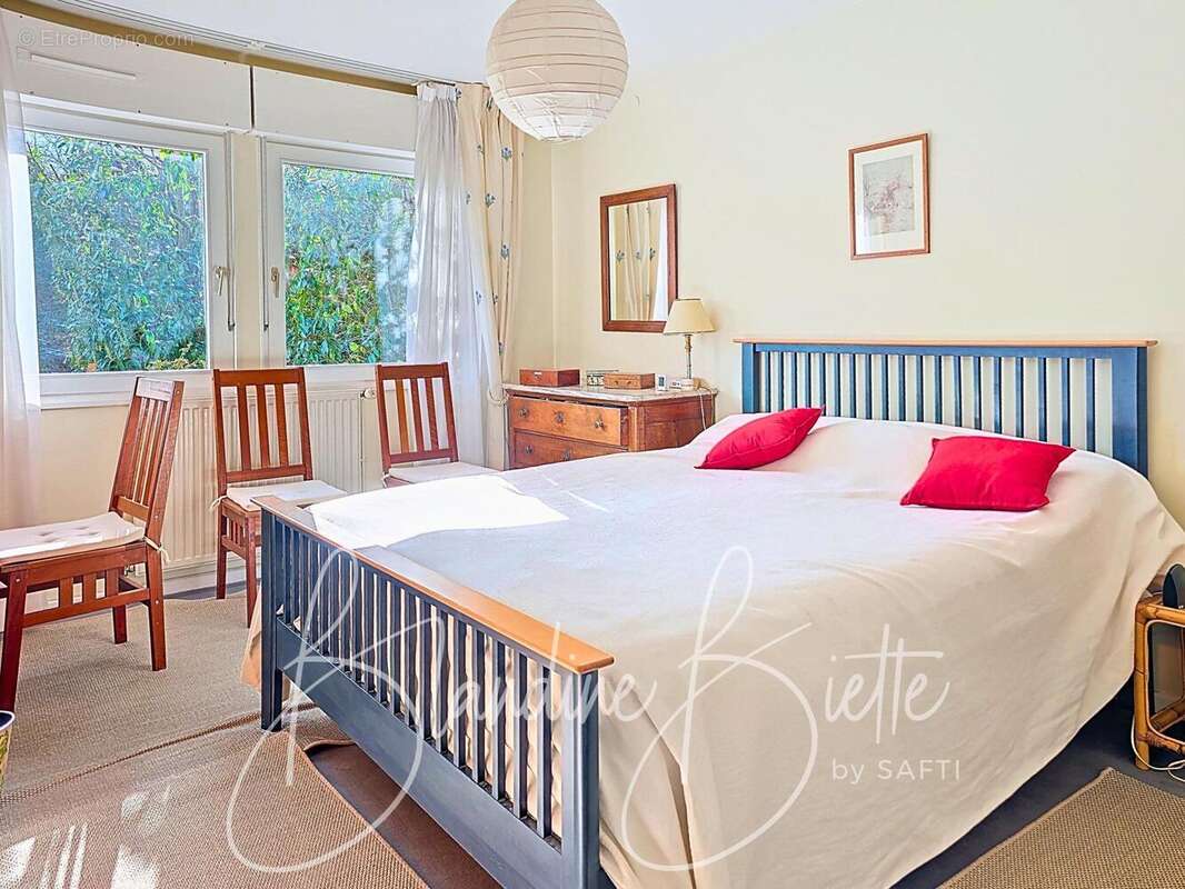 Photo 9 - Maison à LE VESINET