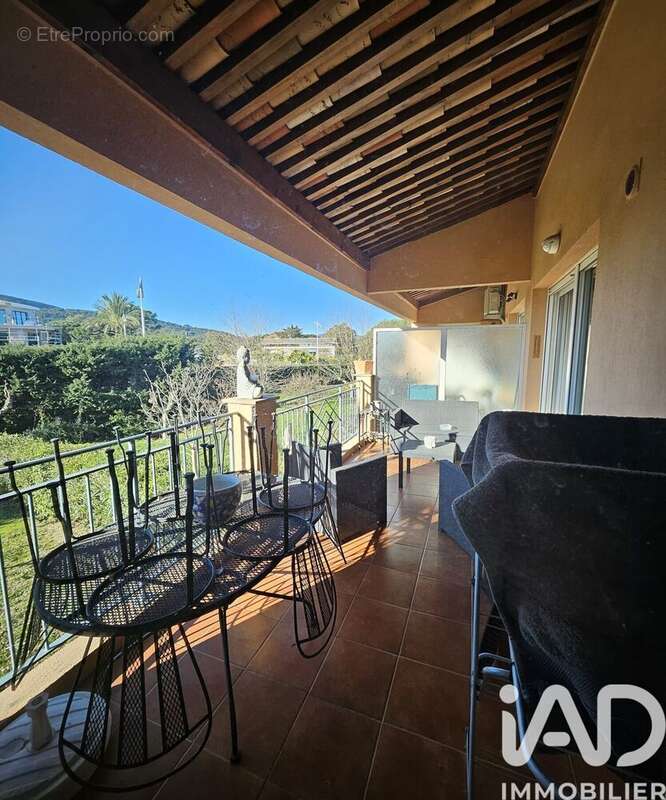 Appartement 55 m² à Sainte-Maxime  - photo 2