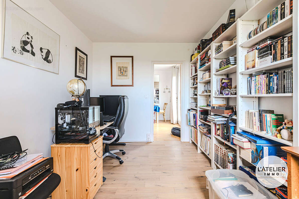REIMS - Appartement 60 m² - 2 chambres - 7e étage avec ascenseur ? Vue panoramique - photo 8