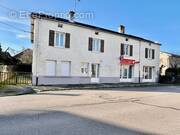 Appartement à FONTAINE-LES-LUXEUIL