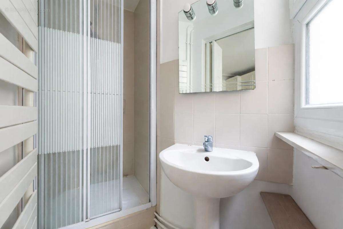 Appartement à PARIS-4E