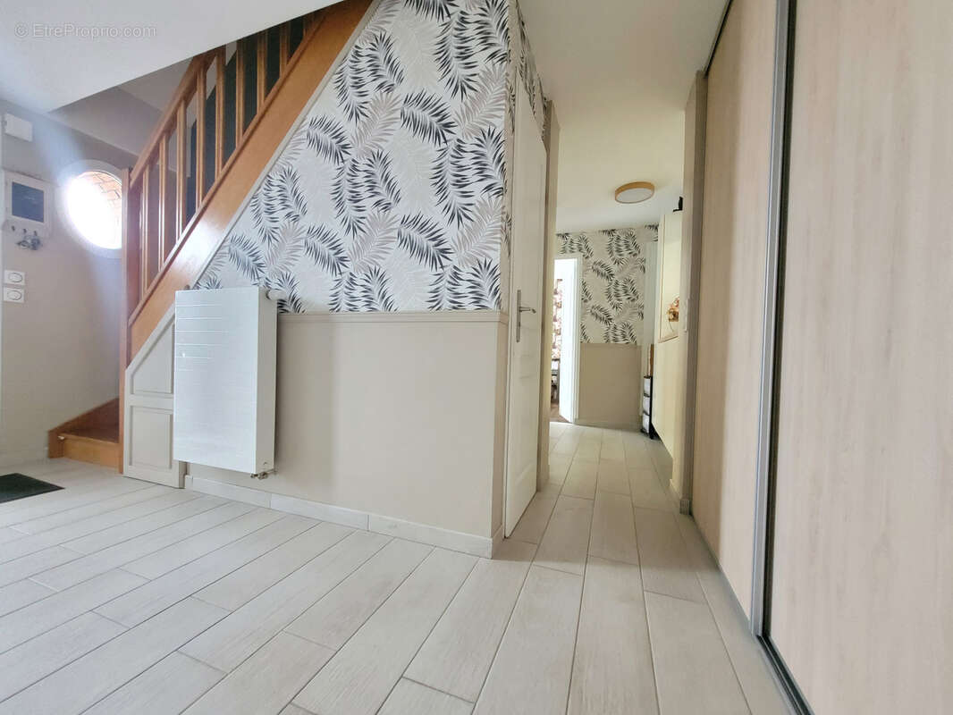 Pavillon contemporain individuel 4 chambres jardin garage - photo 6