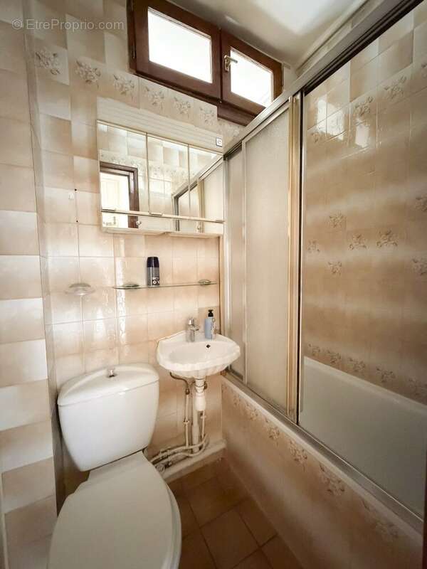 Appartement 2 pièces Métro Mairie St-Ouen - photo 6
