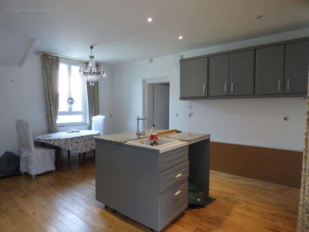 Maison à CHATEAUNEUF-EN-THYMERAIS