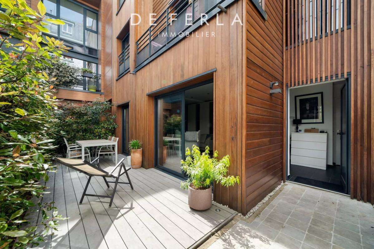Maison à PARIS-14E