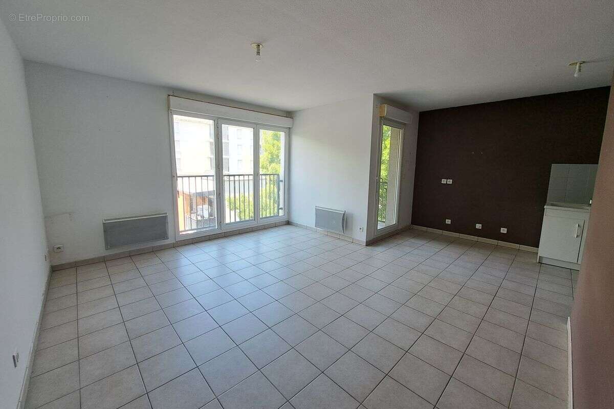 T2 de 53 m² à Vaulx-en-Velin au prix de vente de 115 000 € - photo 4