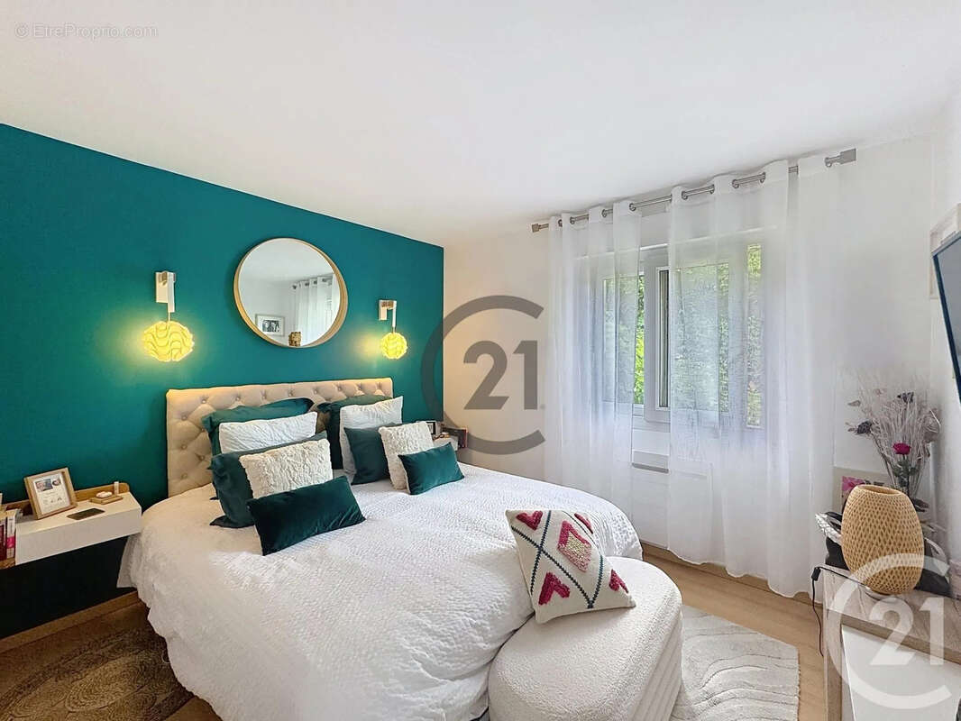 Maison 163 m² à Saint-Martin-Du-Tertre  - photo 7