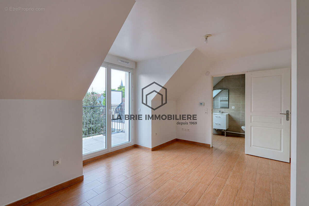 Appartement à VILLECRESNES