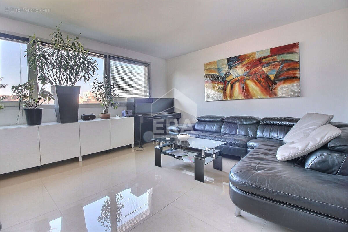 Appartement à SAINT-OUEN