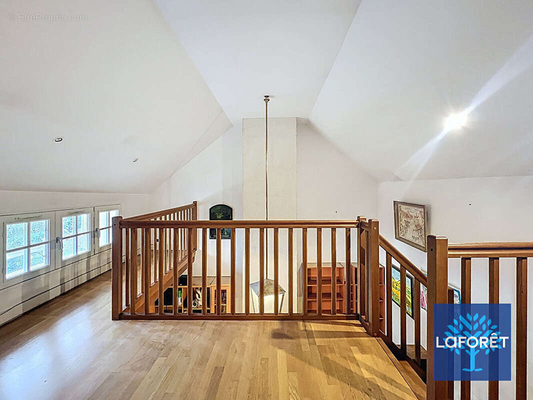 Maison à GUIGNEVILLE-SUR-ESSONNE