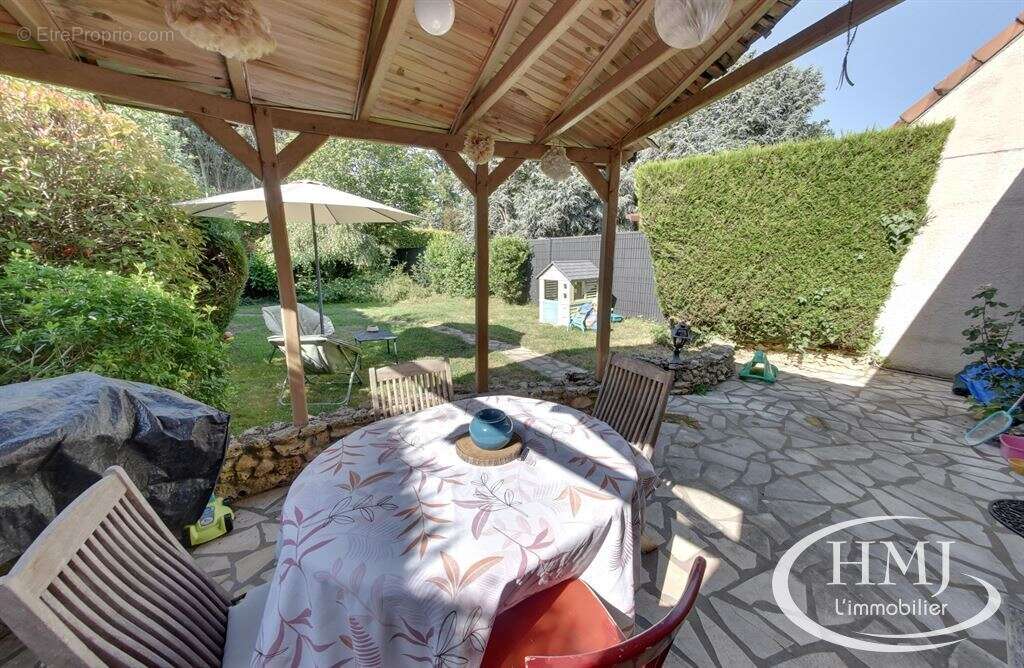 Maison à LISSES