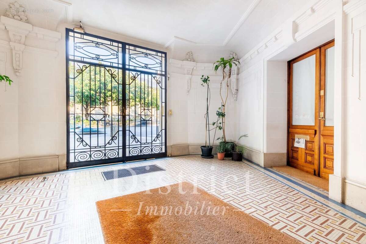 Père-Lachaise / République – Appartement traversant 138,4 m² - photo 15