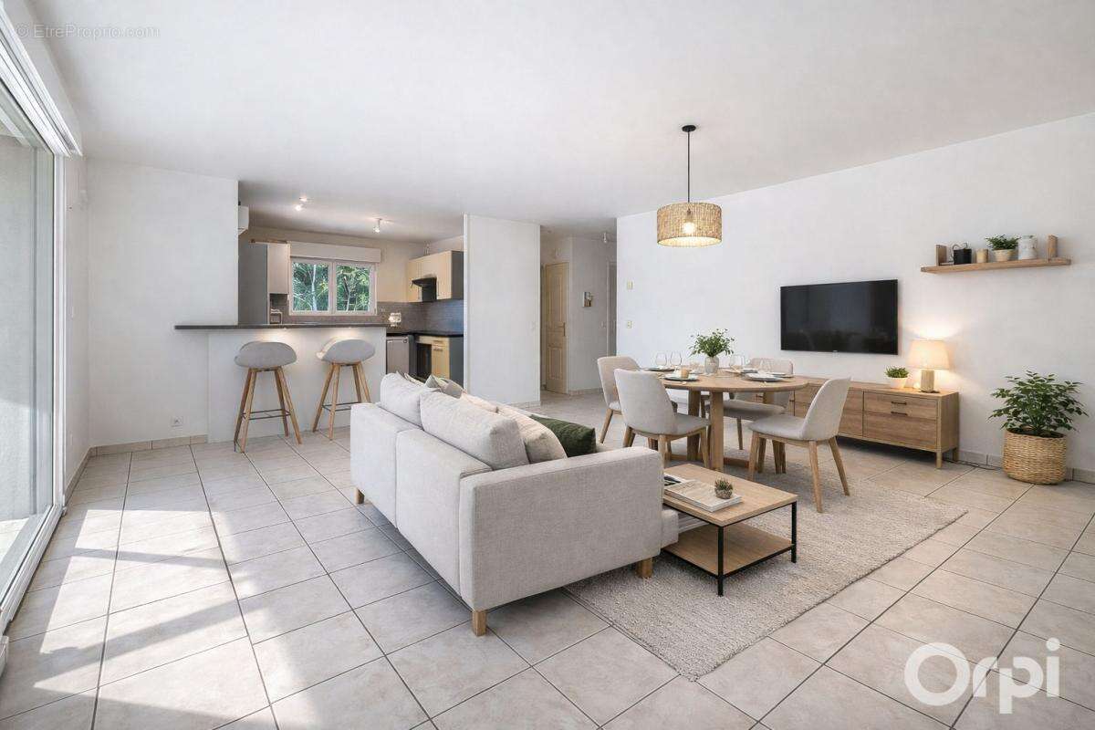 Appartement à REIGNIER