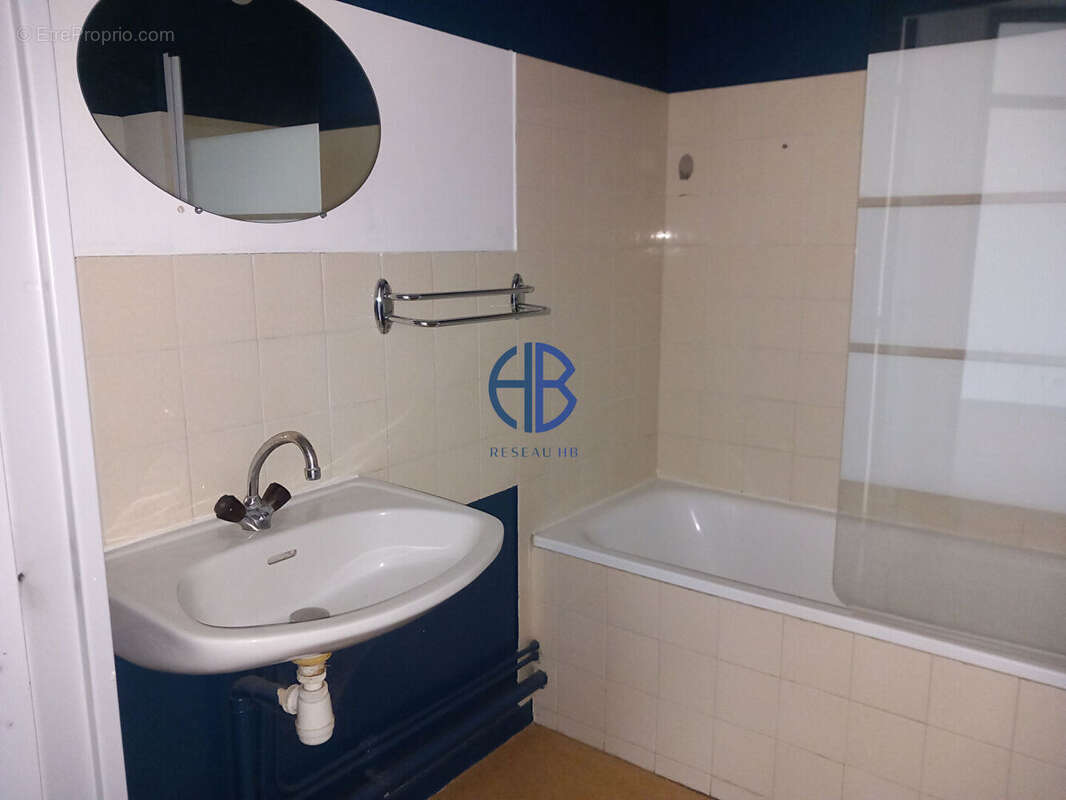 Appartement à SAINT-MAURICE-L'EXIL