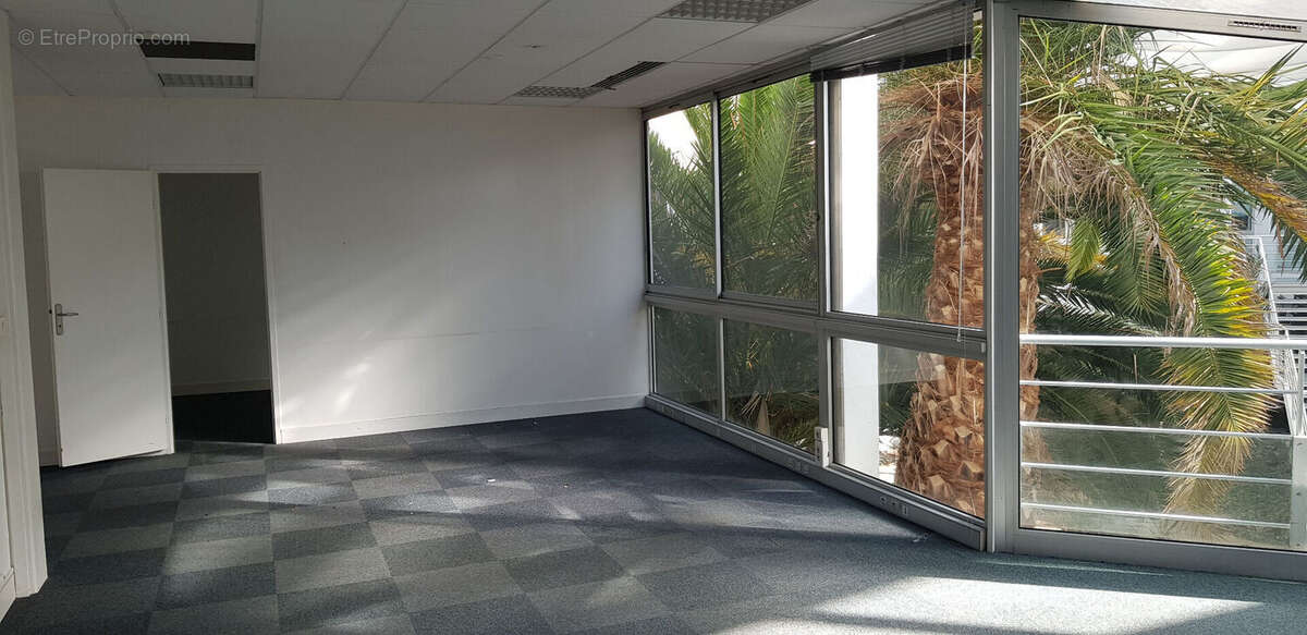 Commerce à BORDEAUX