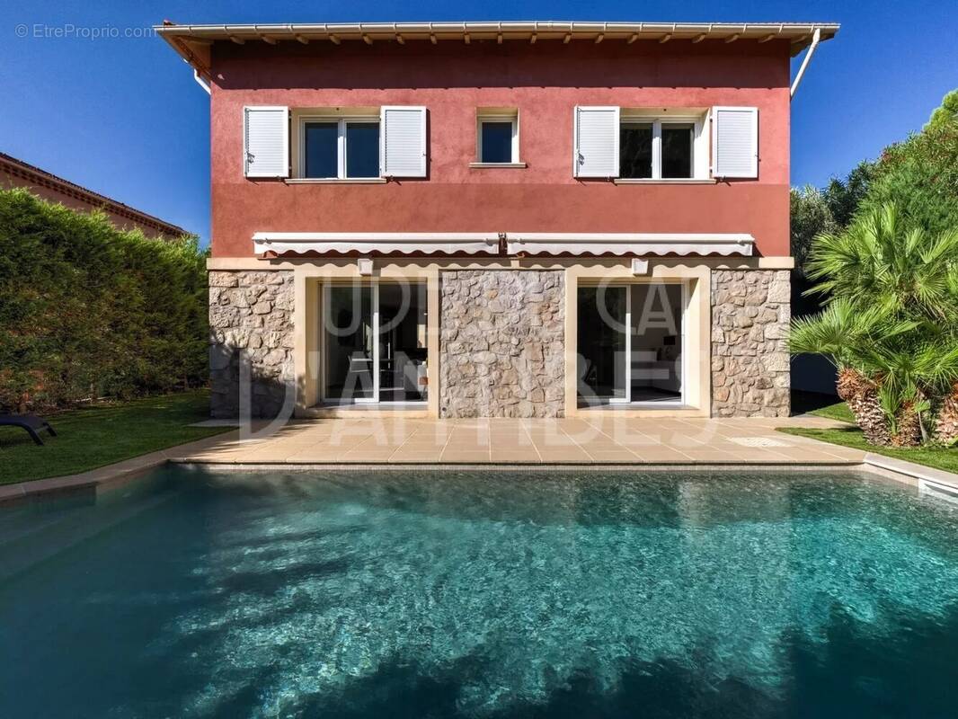 Maison à ANTIBES