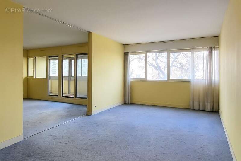 Appartement à PARIS-20E
