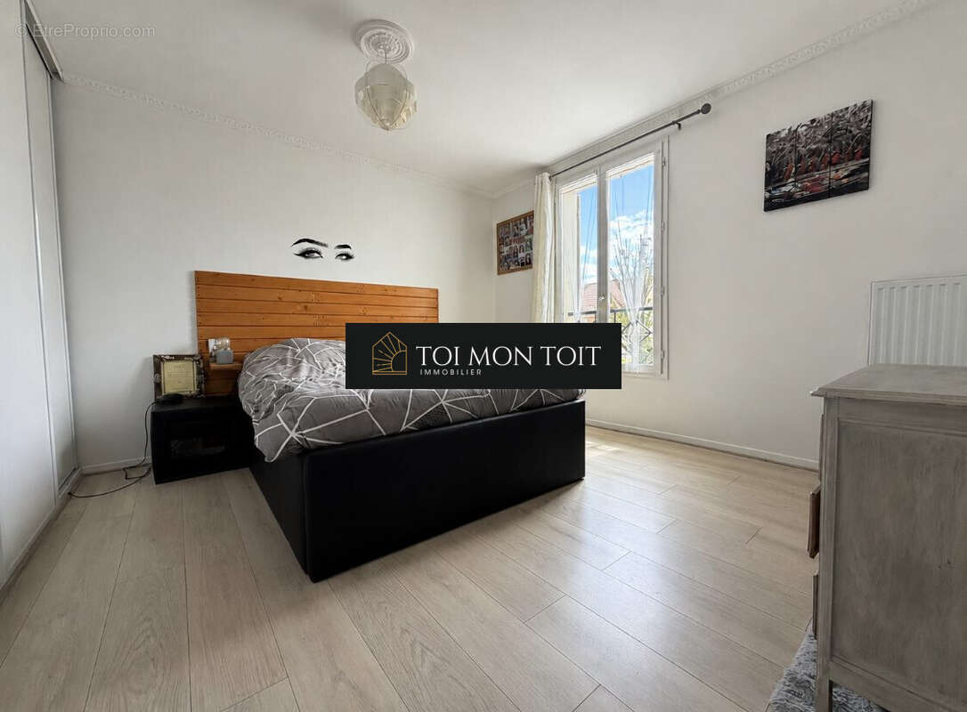 Maison à MOUSSY-LE-NEUF