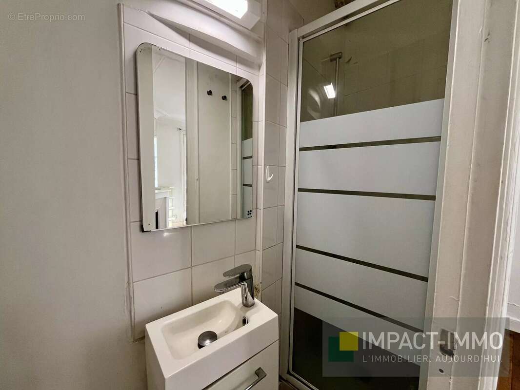 Nouveauté - 2 pièces à renover - Paris 18éme - photo 8