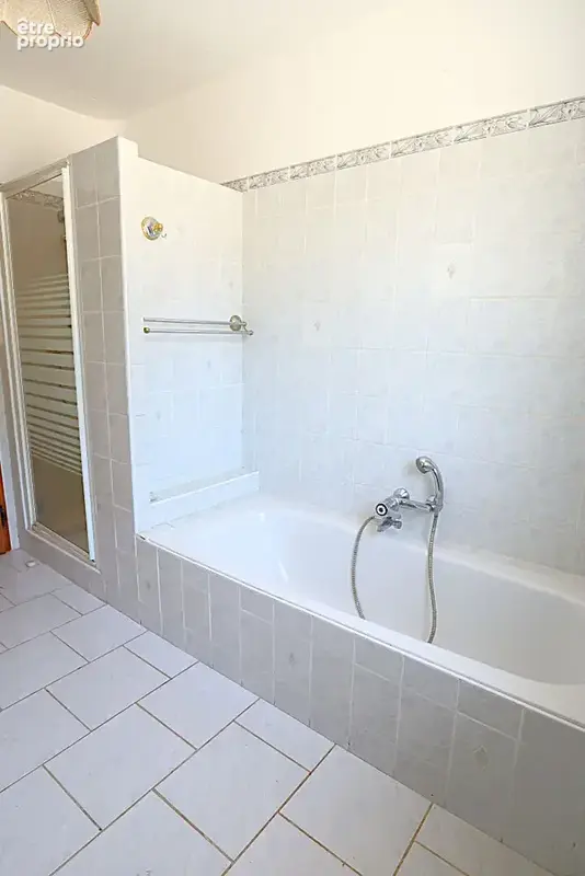Villa 5 pièce(s) 110 m2 avec piscine et jacuzzi sur terrain  1625m² - photo 13