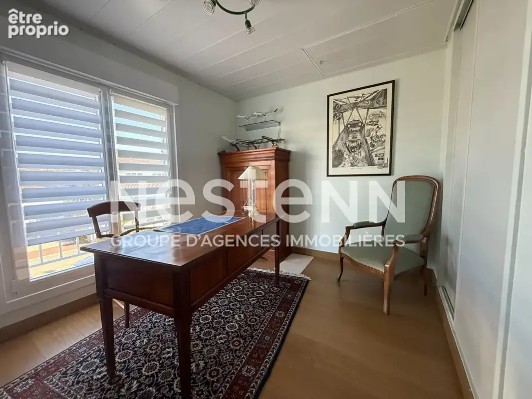 Maison familiale de 120 m² , 4 chambres, bureau, combles aménagés et 2 garages - photo 10