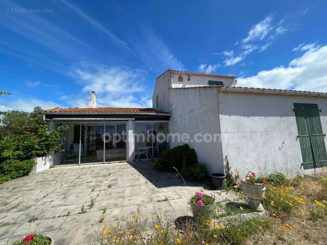 Propriété de 1300 m² – Potentiel de Division – Cœur de Village- rare -opportunité - photo 18