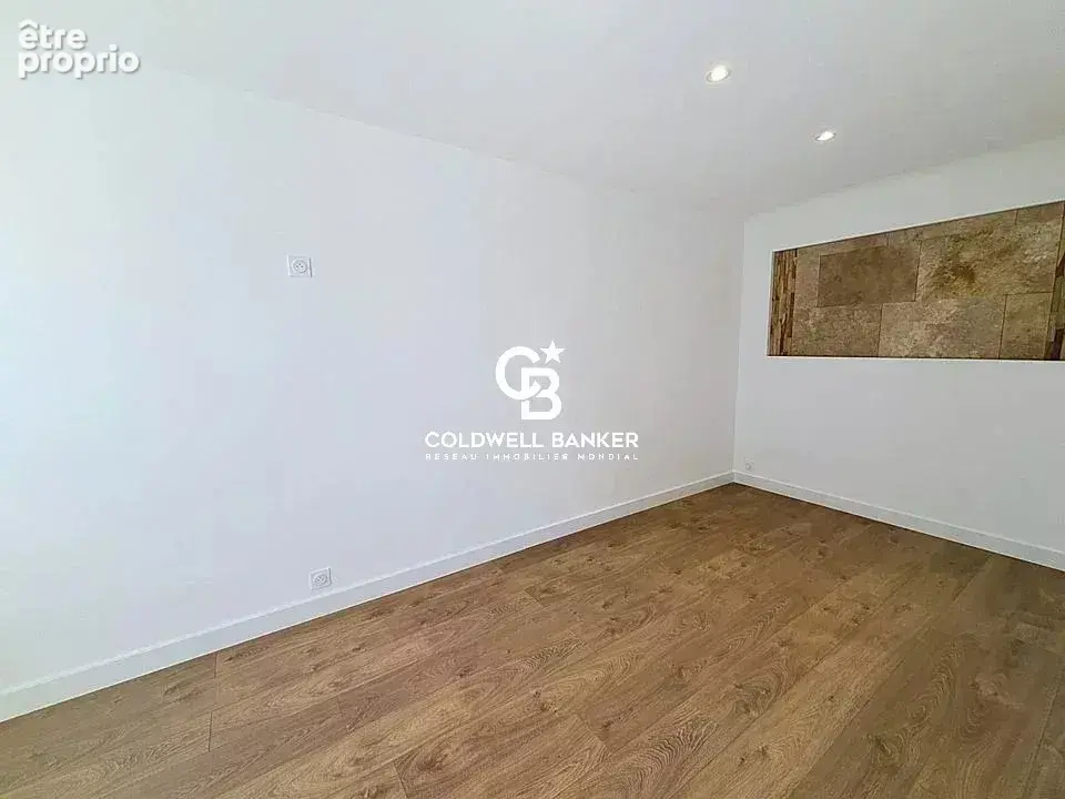 Magnifique appartement T4 rénové à pied des plages - photo 10